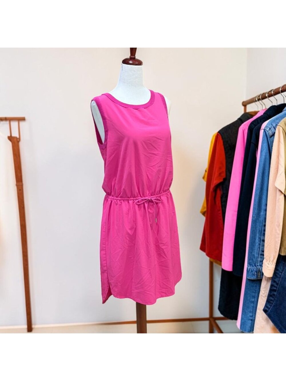 Athleta Rincon Dress Pink Sleeveless Drawstring Waist Travel Lightweight Size SP